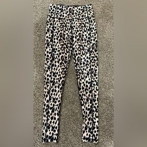 Victoria Secret Leopard Leggings